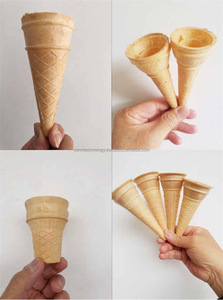 Fabricant de cône de crème glacée commerciale Machine de remplissage manuelle de fabricant de cône de gaufre de crème glacée de rendement élevé - Product Image 2