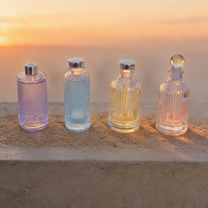 Luxury Fluted Glass <b>Reed</b> <b>Diffuser</b> Set Ribbed <b>Bottle</b> For Modern Home Decor Wholesale Private Label Premium Metallic Lid Set - Product Image 4