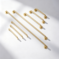 Poignées de meuble en laiton massif, finition or brossé, poignées de tiroir modernes, quincaillerie de porte de placard de cuisine, poignées de porte de garde-robe en laiton robustes