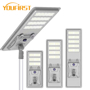 Lampione stradale solare per esterni a risparmio energetico con sensore di movimento <span class=keywords><strong>giardino</strong></span> IP65 integrato 300W 400W 500W tutto In un lampione solare - Product Image 1