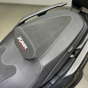 Repuestos de motocicleta modificados para Nemo seat 2024 xmax300 xmax250 <span class=keywords><strong>XMax</strong></span> cojín de <span class=keywords><strong>asiento</strong></span> para Yamaha <span class=keywords><strong>XMax</strong></span> 250 300 2023 2024 - Product Image 3