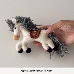 Sac à main suspendu en feutre de <span class=keywords><strong>laine</strong></span> fait main en Chine, motif cheval, mignon, style poupée, porte-clés, ornements, 31 cm-50 cm, sans rembourrage - Product Image 6