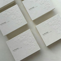 Boîtes cadeaux en papier rigide de luxe avec logo personnalisé, impression en relief, emballage de parfum avec ruban
