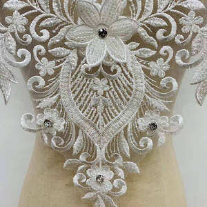 Blanc tridimensionnel perlé paillettes dentelle fleur autocollants haut de gamme bricolage costume <span class=keywords><strong>décolleté</strong></span> robe <span class=keywords><strong>voile</strong></span> décoration accessoires - Product Image 6