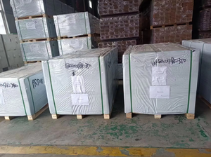 Clôture d'Intimité en Aluminium Facile à Monter Sans Creuser Panneaux à Lattes Horizontales pour Applications de Sécurité - Product Image 6