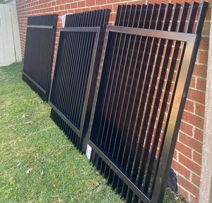 कस्टम आधुनिक ऑस्ट्रेलियाई विला घोड़े बाड़ लगाना एल्यूमीनियम ऊर्ध्वाधर ब्लेड अनुकूल मौसम प्रतिरोधी 3 डी मॉडलिंग सेवा यार्ड - Product Image 2
