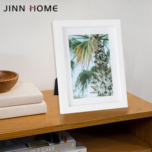 Cornice per foto in legno bianco senza tappetino pittura superficie di visualizzazione immagini sul tavolo - Product Image 6