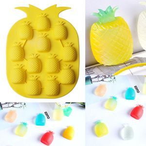 Wholesale Creative Pineapple Ice Lattice Mold DIY Fruit Home Ice Box with Sustainable Feature Ice <b>Maker</b> and Box - Product Image 2