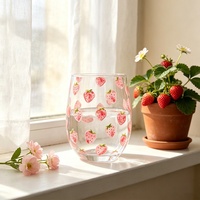 Schattige aardbeienprint glazen tumbler sets, aquarel roze aardbei drinkglas 15oz ei-vormig glas voor sap en water