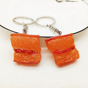 Simulación creativa de comida llavero de resina de goma suave regalo llavero estofado vientre de cerdo comida modelo colgante 3D llavero - Product Image 1