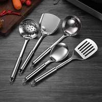 Batterie de Cuisine Complète en Acier Inoxydable Argenté, Ustensiles de Cuisine avec Manche, Idéal pour Hôtels et Usage Domestique, Incluant Spatule, Cuillère et Louche