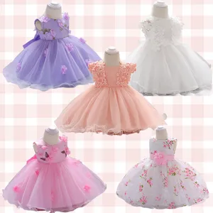 Nouvelle arrivée produits pour bébés en gros dentelle florale décorée o-cou genou longueur robe tutu de fête pour bébé fille première robe d'anniversaire