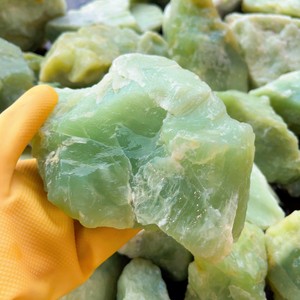 Wholesale Natural Large-sized Raw <strong>Jade</strong> Stones Rough <strong>Jade</strong> Pieces Unpolished <strong>Jade</strong> Stones and Raw <strong>Stone</strong> for Carving - Product Image 2