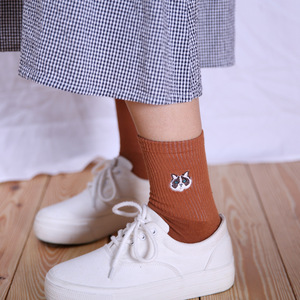 Chaussettes personnalisées pour femmes et filles en coton avec logo <span class=keywords><strong>personnalisé</strong></span>, broderie de <span class=keywords><strong>chat</strong></span>, tube solide, style crew - Product Image 4
