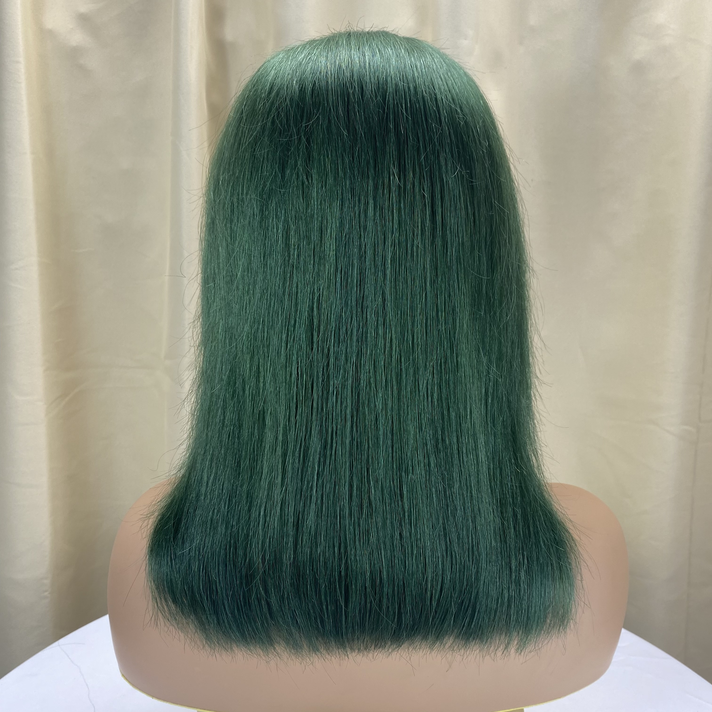 Verde oscuro