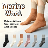 Chaussettes de randonnée décontractées en laine mérinos, tricotées, avec logo personnalisé, contrastées, antibactériennes, résistantes à l'usure, chaudes et colorées