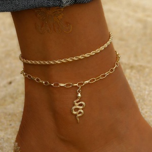 ZYO Bijoux Personnalisés Étanche Nouveau Design Mode Femme Plaqué Or Papillon Cœur Serpent Pendentifs Breloques Bracelet de Cheville - Product Image 1