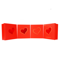 Caja de Regalo Rígida Personalizada en Forma de Corazón Rojo y Dorado con Relleno de Papel Azul Arrugado, Caja de Cartón de Dos Piezas para Perfumes y Cosméticos