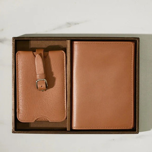 <span class=keywords><strong>Porte</strong></span>-passeport à imprimé mince portefeuille étiquette de <span class=keywords><strong>bagage</strong></span> coffret cadeau <span class=keywords><strong>porte</strong></span>-passeport de voyage en cuir PU <span class=keywords><strong>personnalisé</strong></span> - Product Image 5