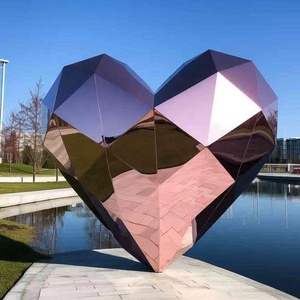 Statue Cœur Géante - Sculpture Tendance en Résine Durable Peinte à la Main, Symbole d'Amour pour Centres Commerciaux, Parcs et Zones Photo - Product Image 1