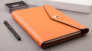 Carpeta organizadora de 6 anillas personalizada, diario de cuero PU con cierre de botón de metal, cuadernos personales/de negocios de hojas sueltas - Product Image 2