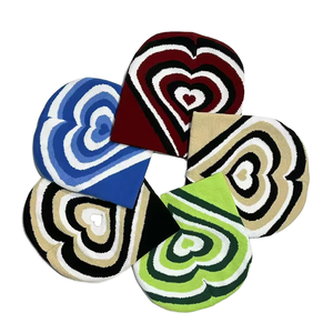 Chapeaux d'hiver personnalisés <span class=keywords><strong>Chapelier</strong></span> en coton tricoté en forme de cœur avec un design unique et l'impression de personnages Logo personnalisé et style d'image - Product Image 5