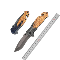 Hochhärte Edelstahl Klappmesser Tragbares Mehrzweck-Damastmuster für Outdoor Camping Überlebensausrüstung Kundenspezifisches OEM