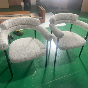 Table à manger de luxe Ensemble de table à manger 10 places Table de luxe avec 6 chaises pour restaurant ou salle de bain - Product Image 4