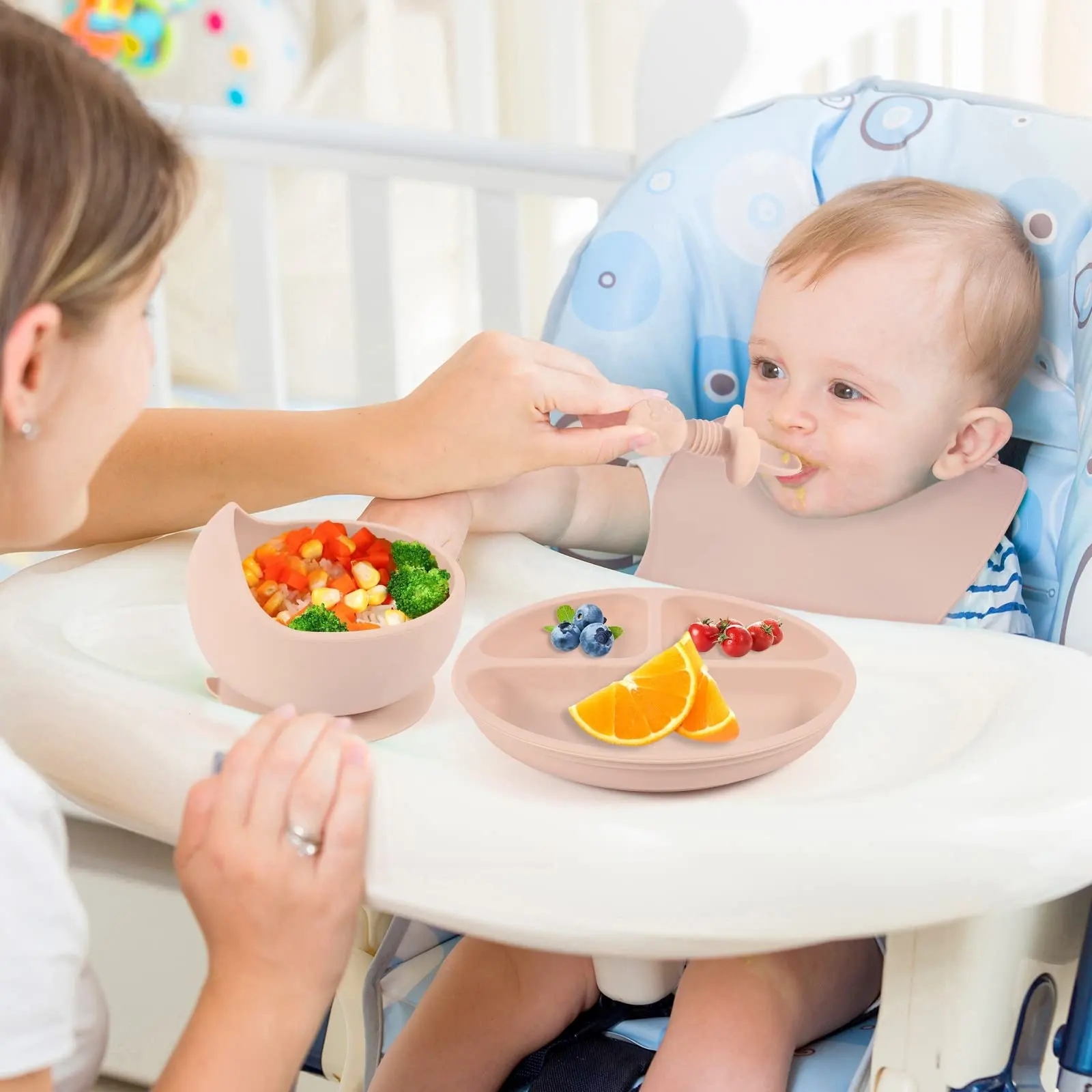 Gıda sınıfı silikon yürüyor çocuk yemek takımı çocuk yemek gıda besleme emme bebek önlük plaka kase kaşık çatal seti