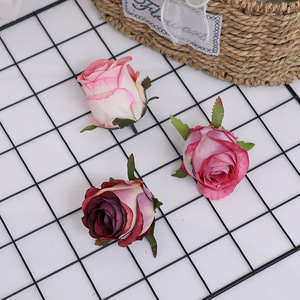 Rose Princesse Artificielle Faite à la Main, Durable (3-5 Ans), Décoration Murale en Soie, Matériaux Floraux Élégants pour Mariages et Événements - Product Image 2
