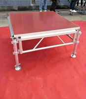 Plateforme de Scène Préassemblée Légère en Aluminium Multi-Niveaux de Haute Qualité, Fabriquée sur Mesure par l'Usine Source, Idéale pour Concerts et Événements de Mariage