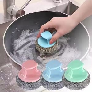 Brosse à boule en fil d'acier inoxydable avec manche pour le lavage et la manutention des brosses de nettoyage - Product Image 1
