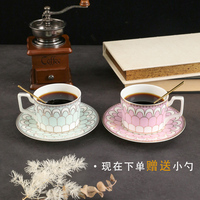 Vente en gros de 250ml tasses à expresso en céramique de luxe léger design vintage tasse à thé soucoupe avec cuillère pour restaurant verres et cadeaux
