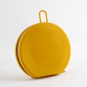 Gamelle pliable moderne et portable pour chien avec fermeture éclair en silicone - Product Image 3