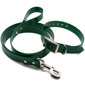 Conjunto de Correa y Collar para Perro Navideño Ecológico Personalizable, Hebilla Metálica Resistente con Luces Reflectantes, Hecho de Nailon y Plástico - Product Image 6