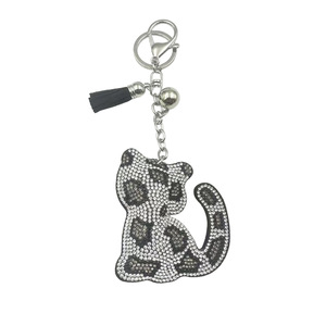 Llavero <span class=keywords><strong>de</strong></span> aleación con estampado <span class=keywords><strong>de</strong></span> leopardo y gato <span class=keywords><strong>de</strong></span> dibujos animados, bonito y creativo, con diamantes <span class=keywords><strong>de</strong></span> imitación y borla, para regalo <span class=keywords><strong>de</strong></span> niñas, venta al por mayor - Product Image 2