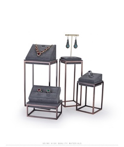 Récipient de <span class=keywords><strong>bijoux</strong></span> personnalisé de haute qualité et bon marché <span class=keywords><strong>présentoir</strong></span> de <span class=keywords><strong>bijoux</strong></span> de mode en gros pour affichage au détail - Product Image 2