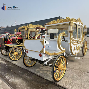Magnifique calèche royale artisanale, idéale pour les mariages et les célébrations - Product Image 5