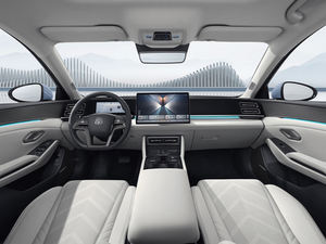 BYD Qin L DM-i 2024 de largo alcance 80km 120 Km sedán híbrido enchufable nuevo vehículo de energía Byd - Product Image 5