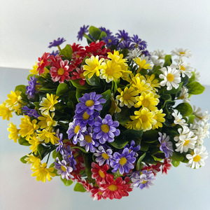 ช่อดอกเดซี่ประดิษฐ์ 30 ซม. ดอกไม้ผ้าไหมพลาสติก คุณภาพสูง ตกแต่งบ้าน อุปกรณ์ประกอบฉากงานแต่งงาน - Product Image 2