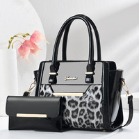 Sac à main femme en cuir verni style rétro européen et américain, nouvelle collection 2026, imprimé léopard tendance, grande capacité, modèle mère-enfant