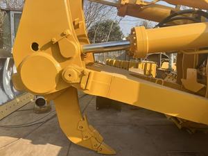 Bulldozer de orugas Shantui SD32 de segunda mano, modelo 2023, marca original, capacidad de apisonamiento de 6.5m, motor y bomba incluidos - Product Image 4
