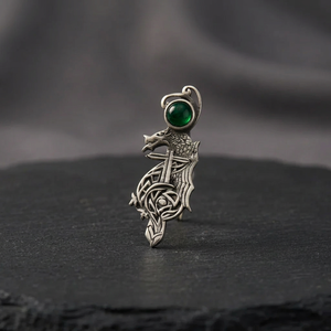 จี้เงินแท้ 925 รูปมังกร ประดับพลอยสีเขียวทรงเหลี่ยมเจียระไนแบบ Emerald Cut ผิวขัดเงา ป้องกันการแพ้ เหมาะสำหรับผู้ชาย พร้อมจี้รูปดอกกุหลาบ - Product Image 4