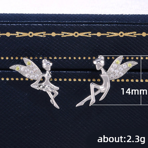 Orecchini a perno con fiore da donna, stile fresco e grazioso, accessorio per tutti i giorni - Product Image 5