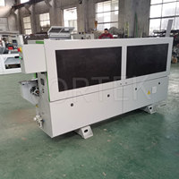 PME265S Machine à plaquer les chants mécanique pour panneaux à base de bois, compacte et peu encombrante