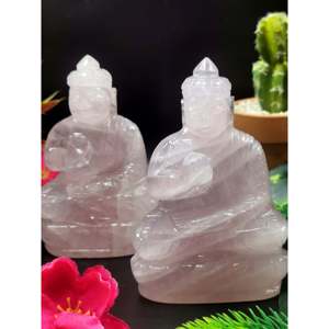 Bouddha en quartz rose - sculpture artisanale du Bouddha serein et méditant - cristal/reiki/énergie de guérison - 4,5 pouces et 0,30 - Product Image 1