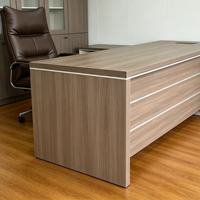 Bureau de direction moderne de luxe en bois avec armoire à dossiers et ensemble de chaises – Mobilier de bureau