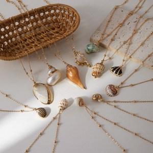 Nouveau Collier Pendentif Coquillage Plaqué Or 2026 – Style Bohème Minimaliste, Breloque Conque Naturelle, Bijou Coquillage Cauris, Cadeau Idéal pour Fille - Product Image 1