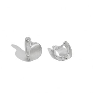 Boucles d'oreilles clipsables en forme de U, design personnalisé minimaliste pour femmes, en argent S925 rhodié, plaqué or 18 carats, fil métallique - Product Image 1