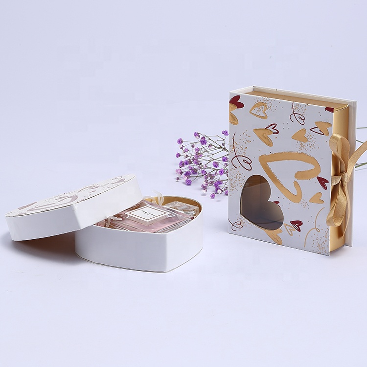 Perso<i></i>nalized chocolate packing window gold paper book shape gift packaging box with ribbon